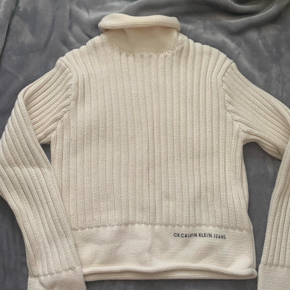 Calvin Klein Sweaters - Calvin Klein Sweater